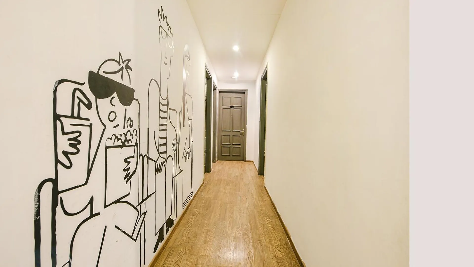 Fabhotel Comfort Residency I グルガウン 4*,  インド