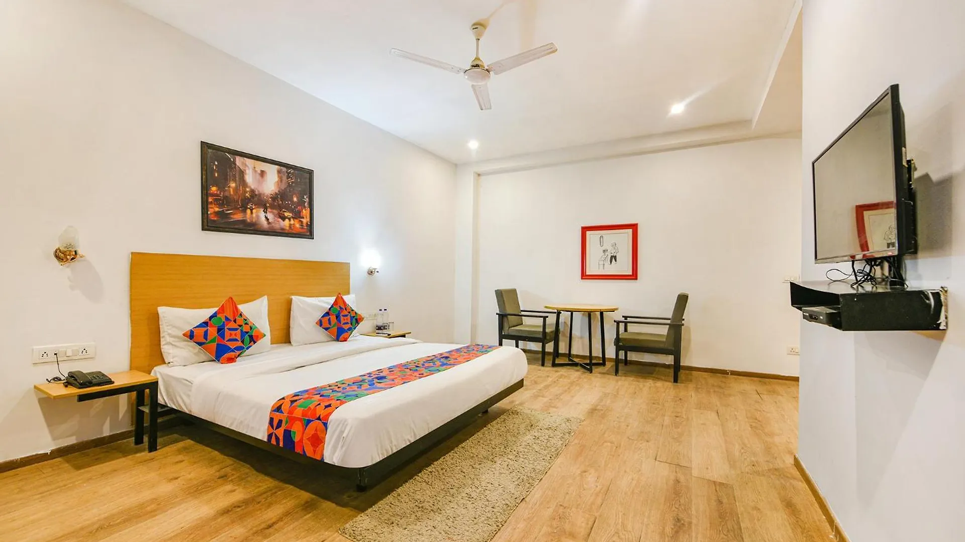 גורגאון Fabhotel Comfort Residency I מלון