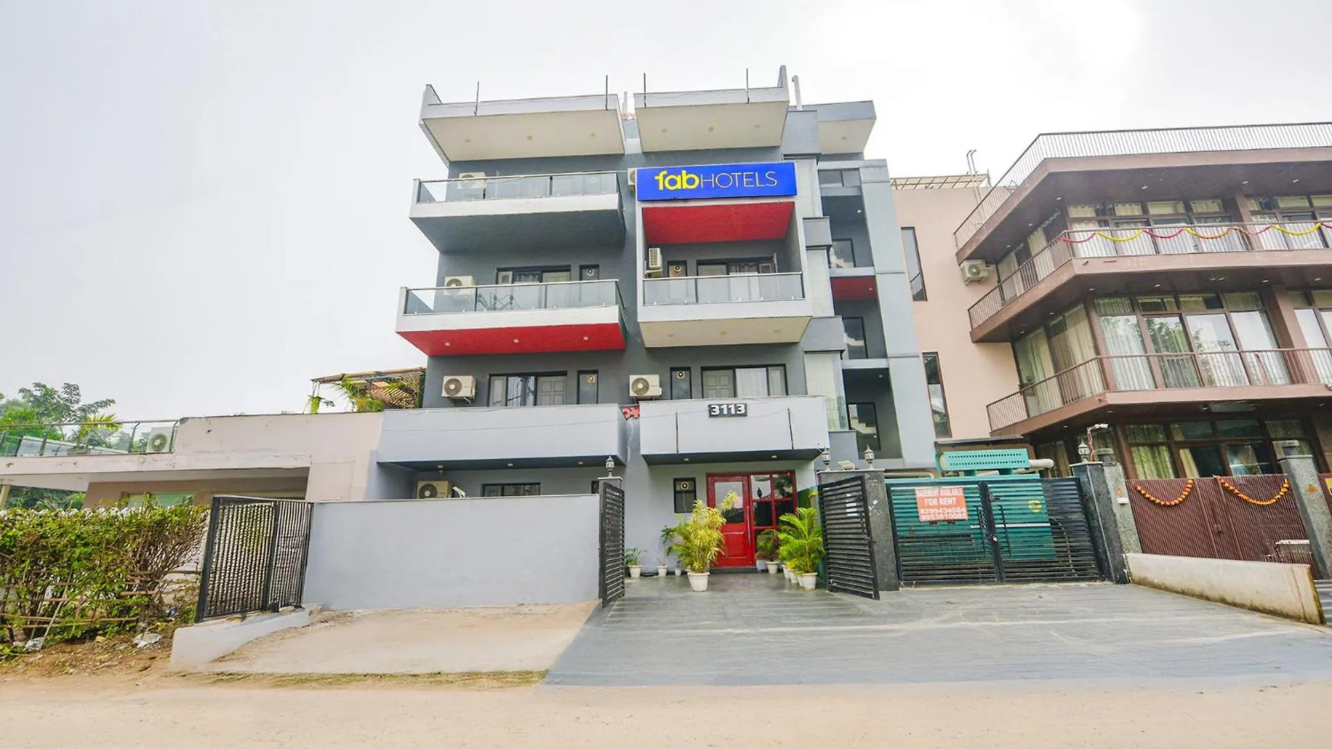 Fabhotel Comfort Residency I location